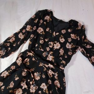Black Floral Long Sleeve Mini Dress - Dynamite XS